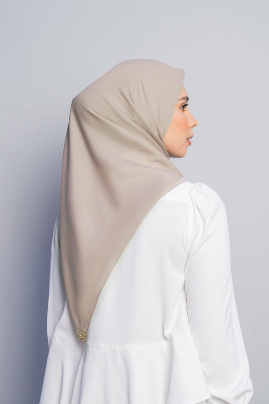 Amore Scarf Pale Tint