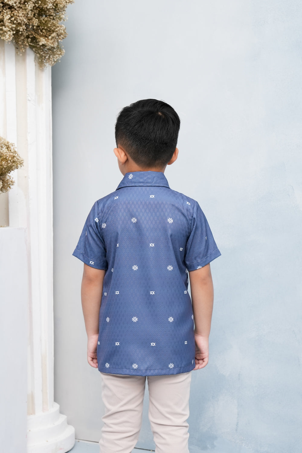 Lingga Shirt Boy (Minor) Biru Nila - Wearing Klamby