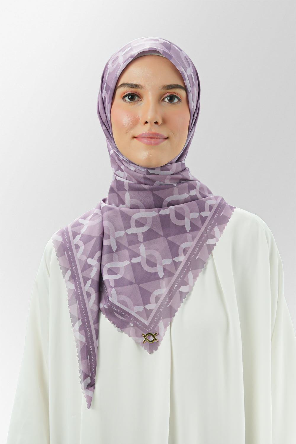 Grande Monogram Scarf 98 Dusty Purple