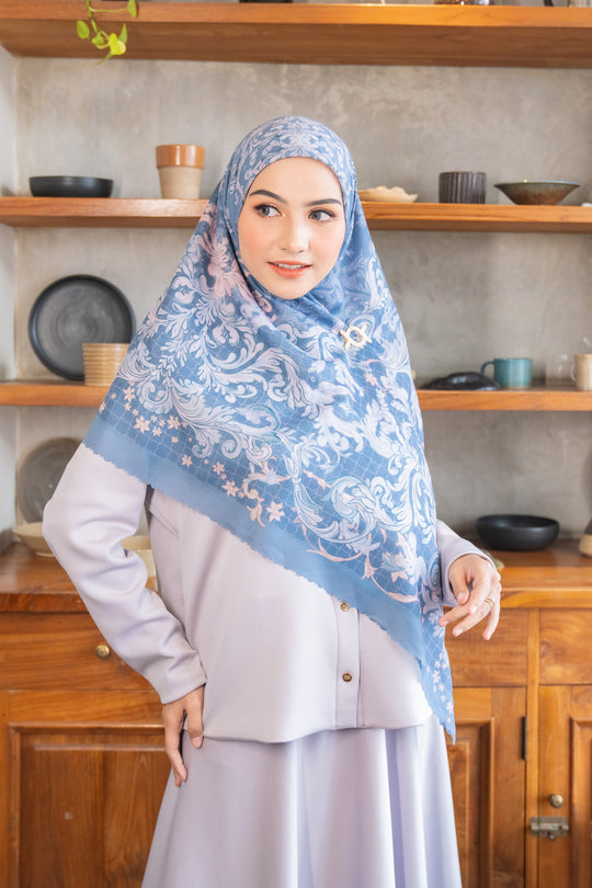 Danisha Scarf Syar'i Shiny Moonlight - Wearing Klamby