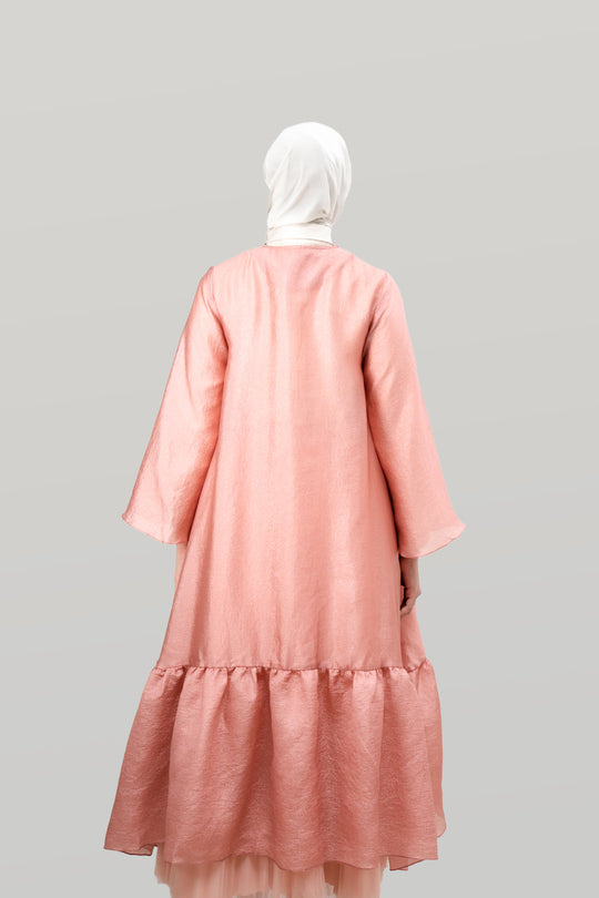 Aerish Abaya Outer (Minor) Apricot Blush - Wearing Klamby