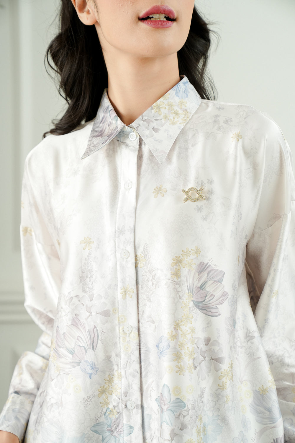 Anyelir Shirt Lamarauna