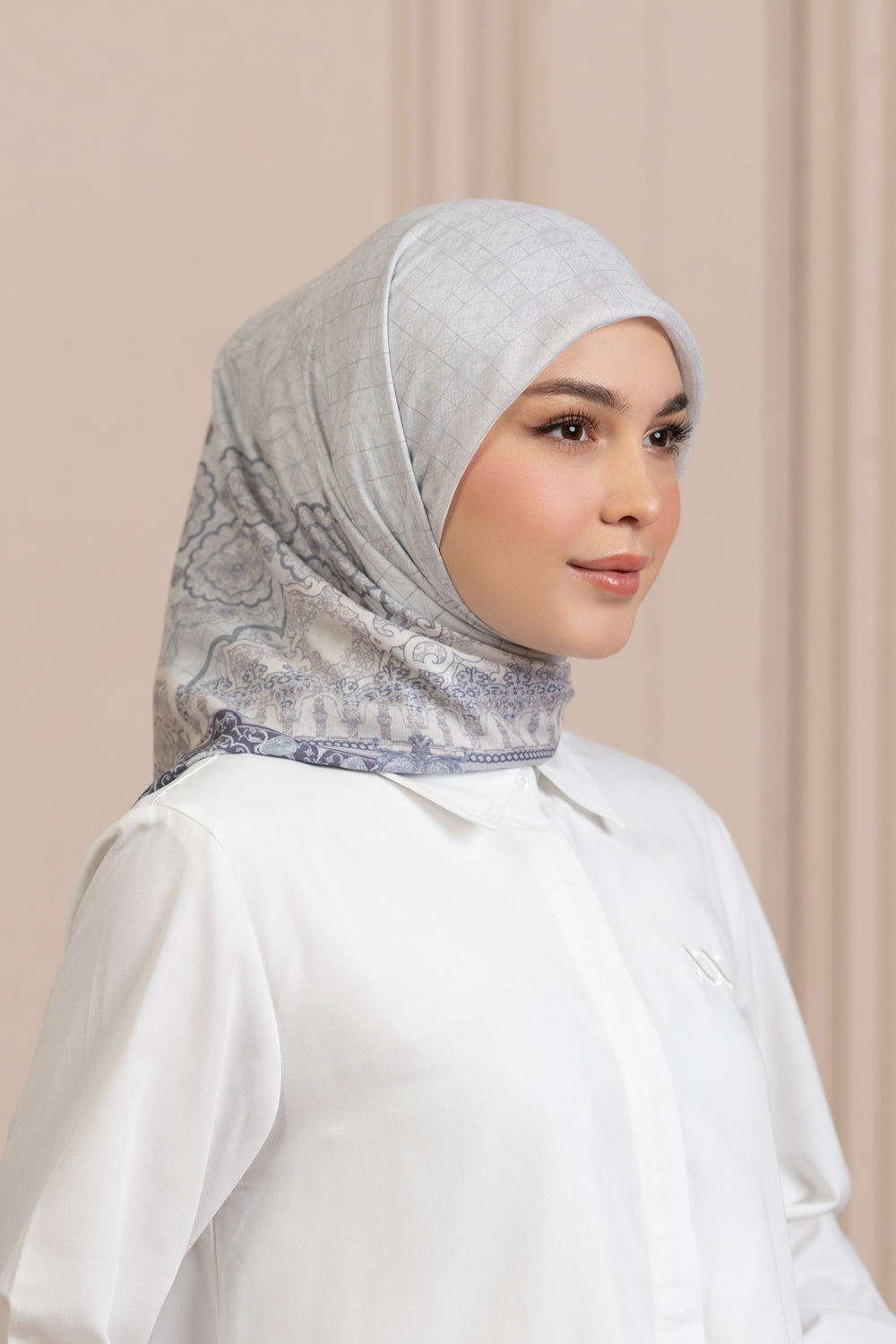 Kawuna Scarf (Minor) Royal Cosmic