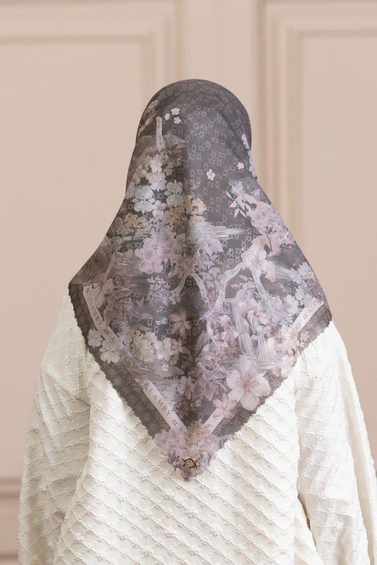 Astiri Scarf (Minor) Hot Cocoa