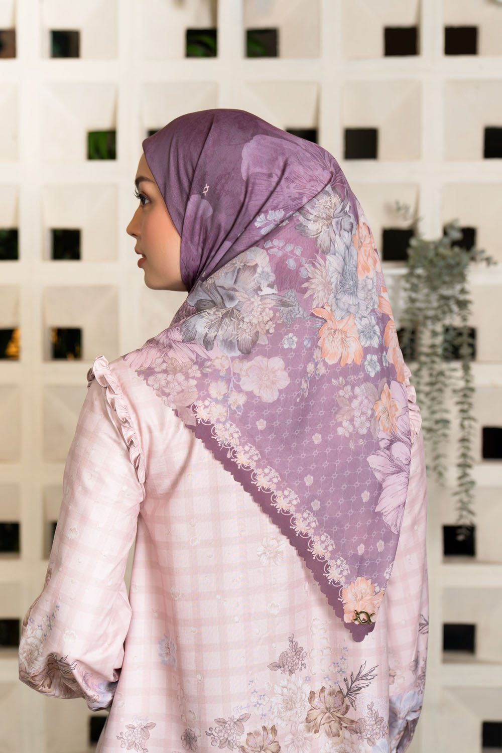 Malini Scarf Plum Velvet