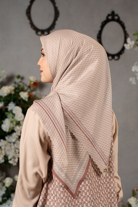 Romely Scarf Kuning Asoka