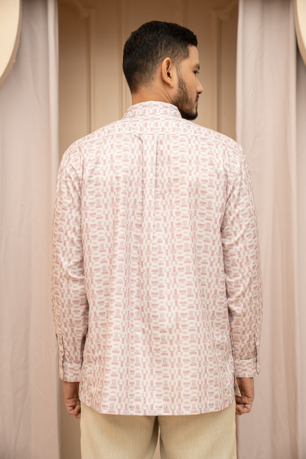 Sentani Long Shirt Men (Minor) Tifa – Wearing Klamby