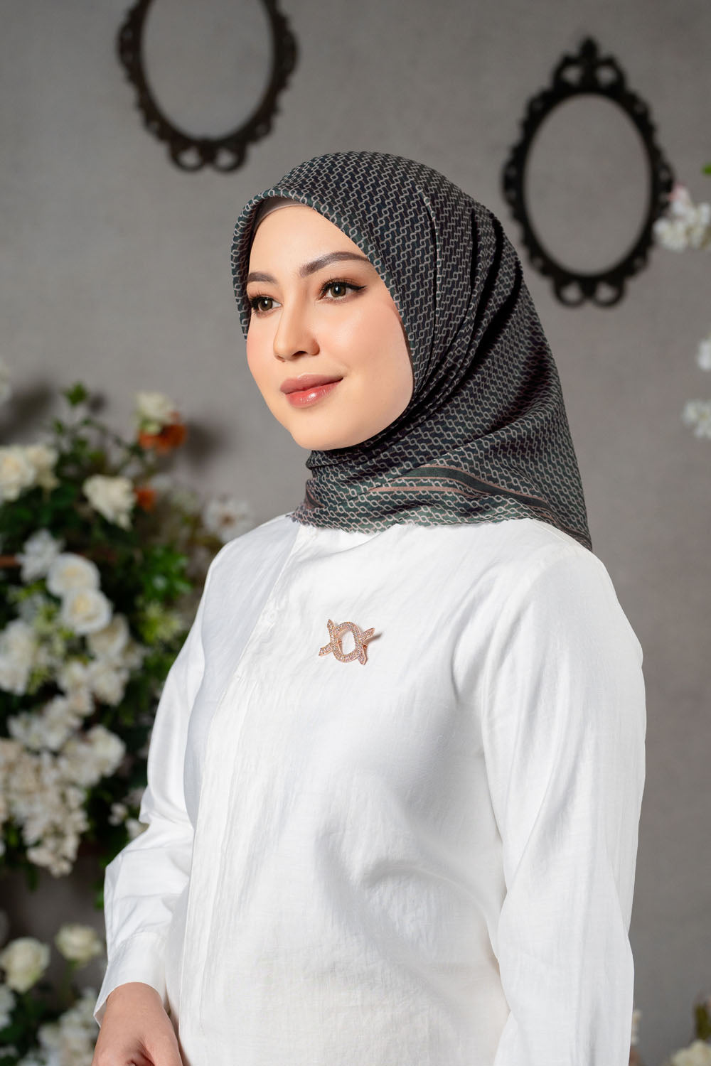 Romely Scarf Hijau Cemara