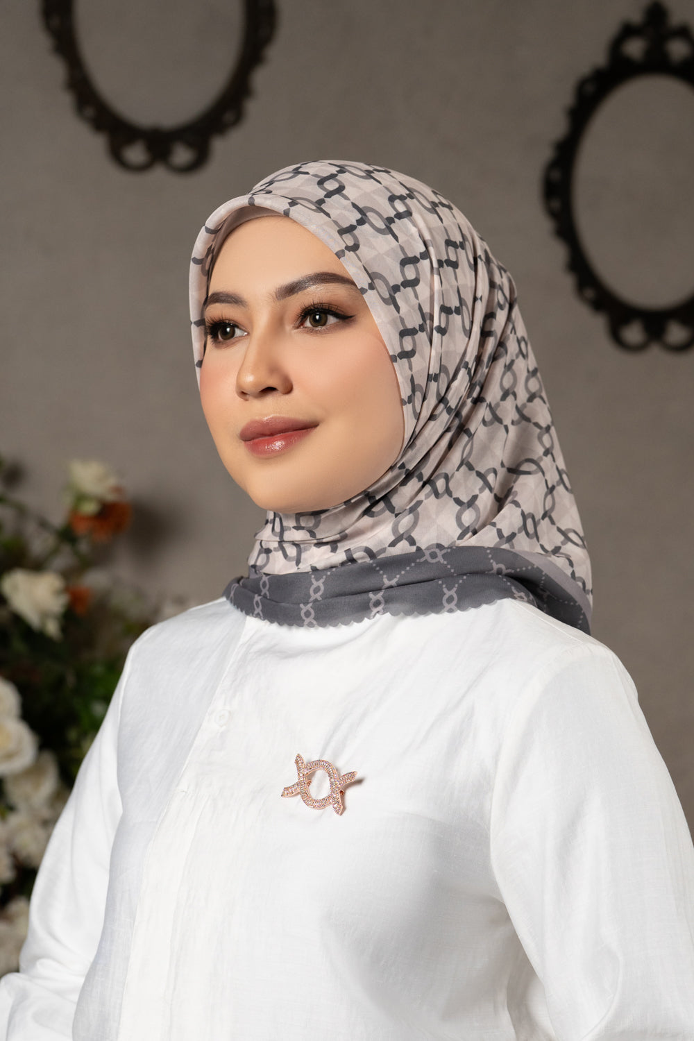 Calya Monogram Scarf (Minor) Pavement