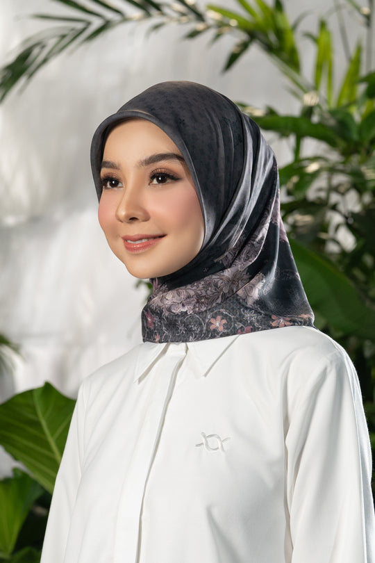 Seruni Scarf Kalimaya Hitam