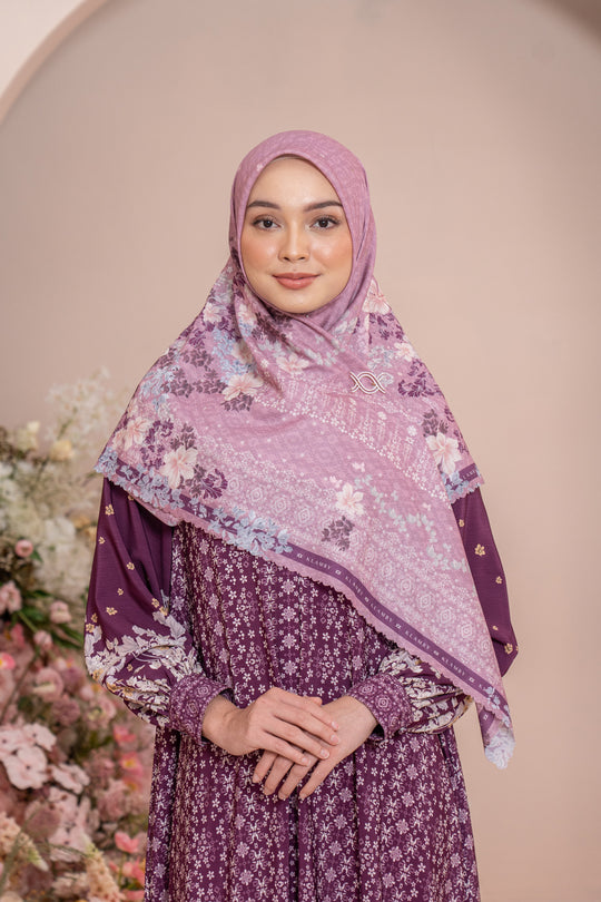 Rissa Blouse Set Syar'i Deep Mulberry - Wearing Klamby