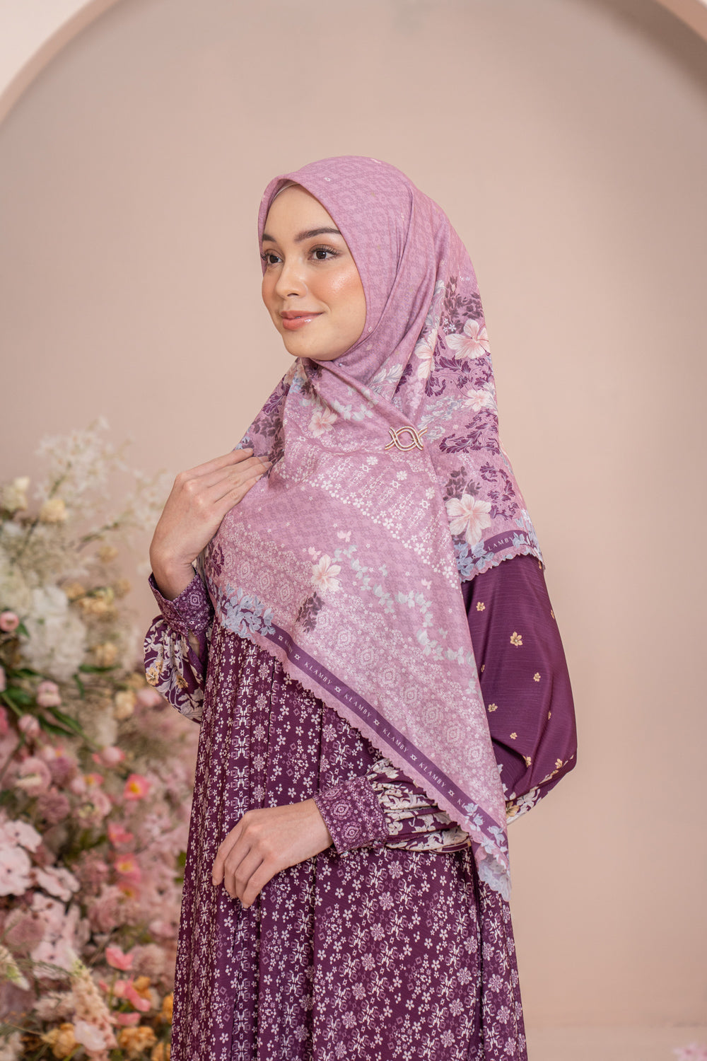 Rissa Blouse Set Syar'i Deep Mulberry - Wearing Klamby