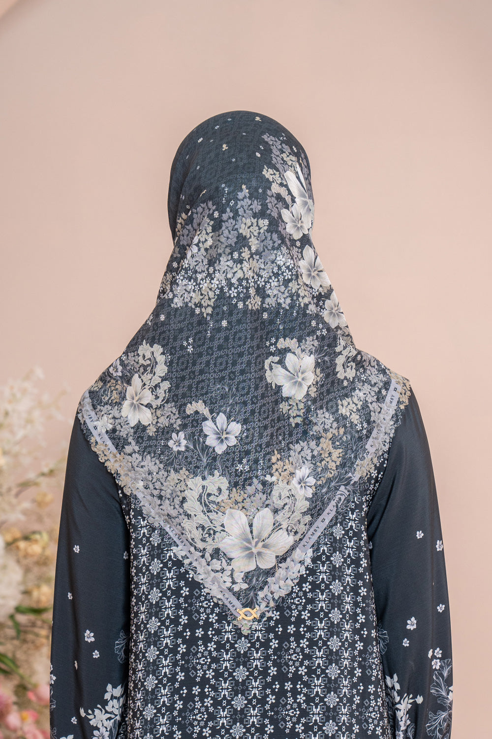 Rissa Scarf Dark Mirage