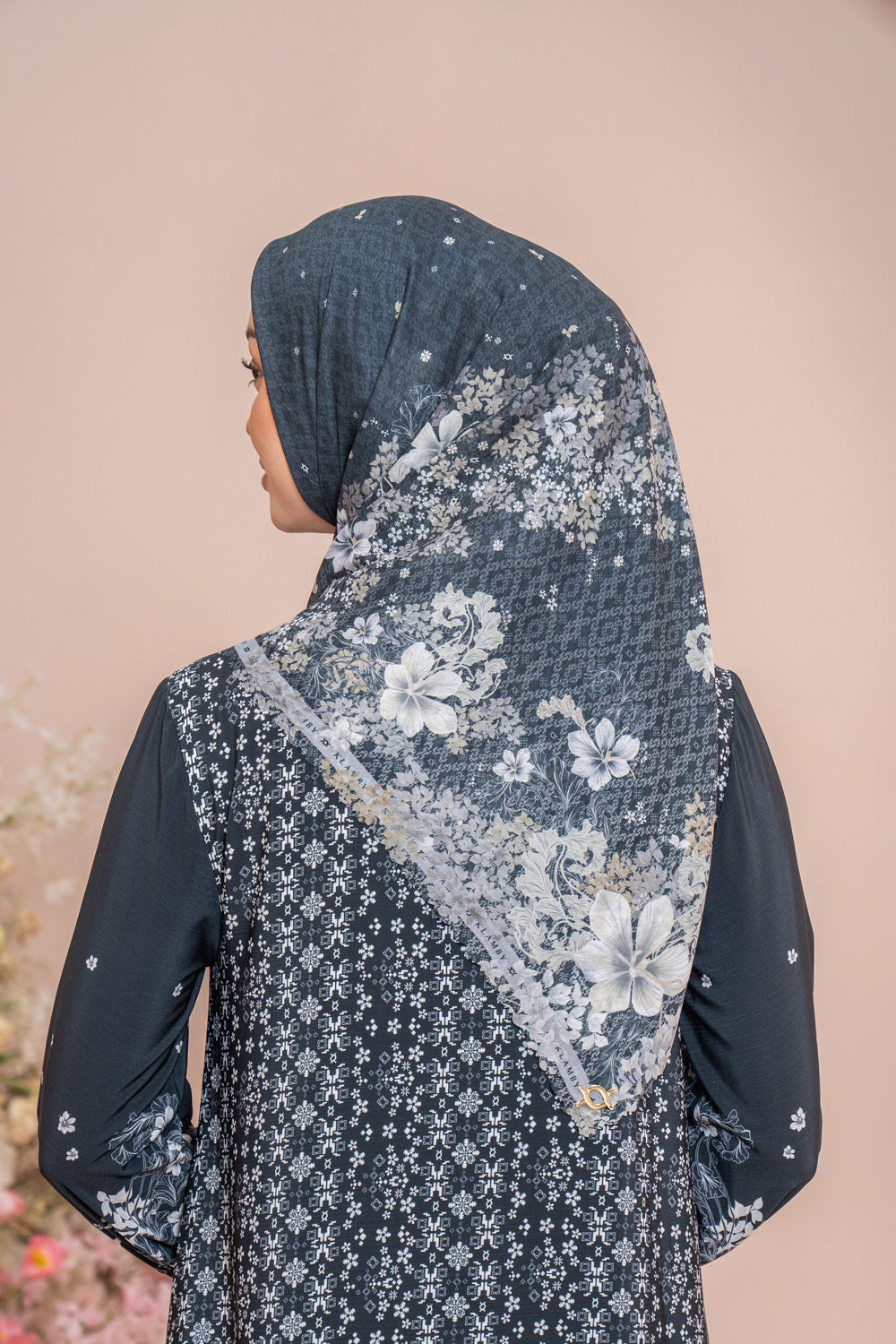 Rissa Scarf Dark Mirage