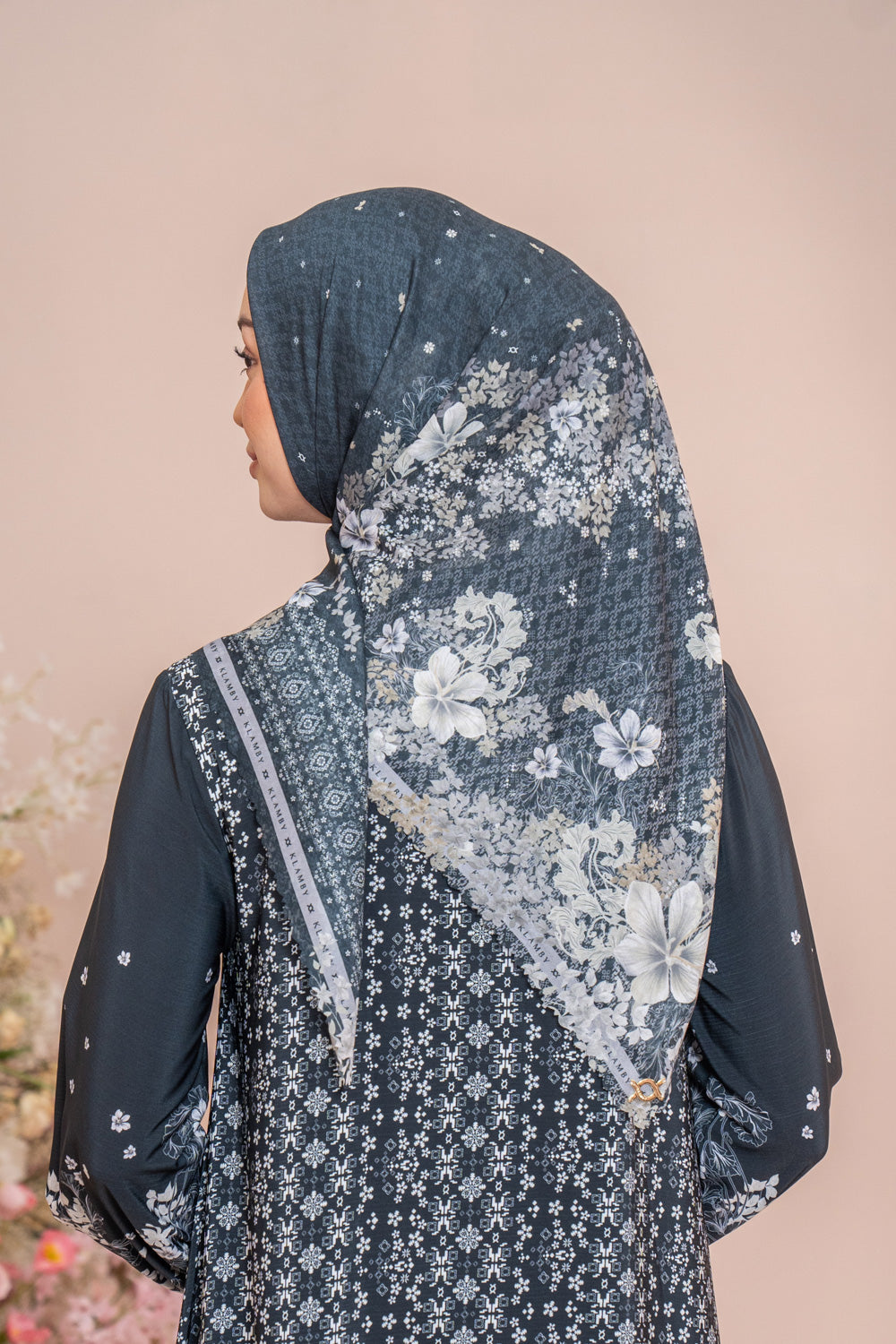 Rissa Scarf Dark Mirage