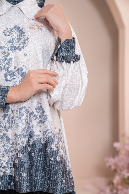 Rissa Shirt Milky Coal