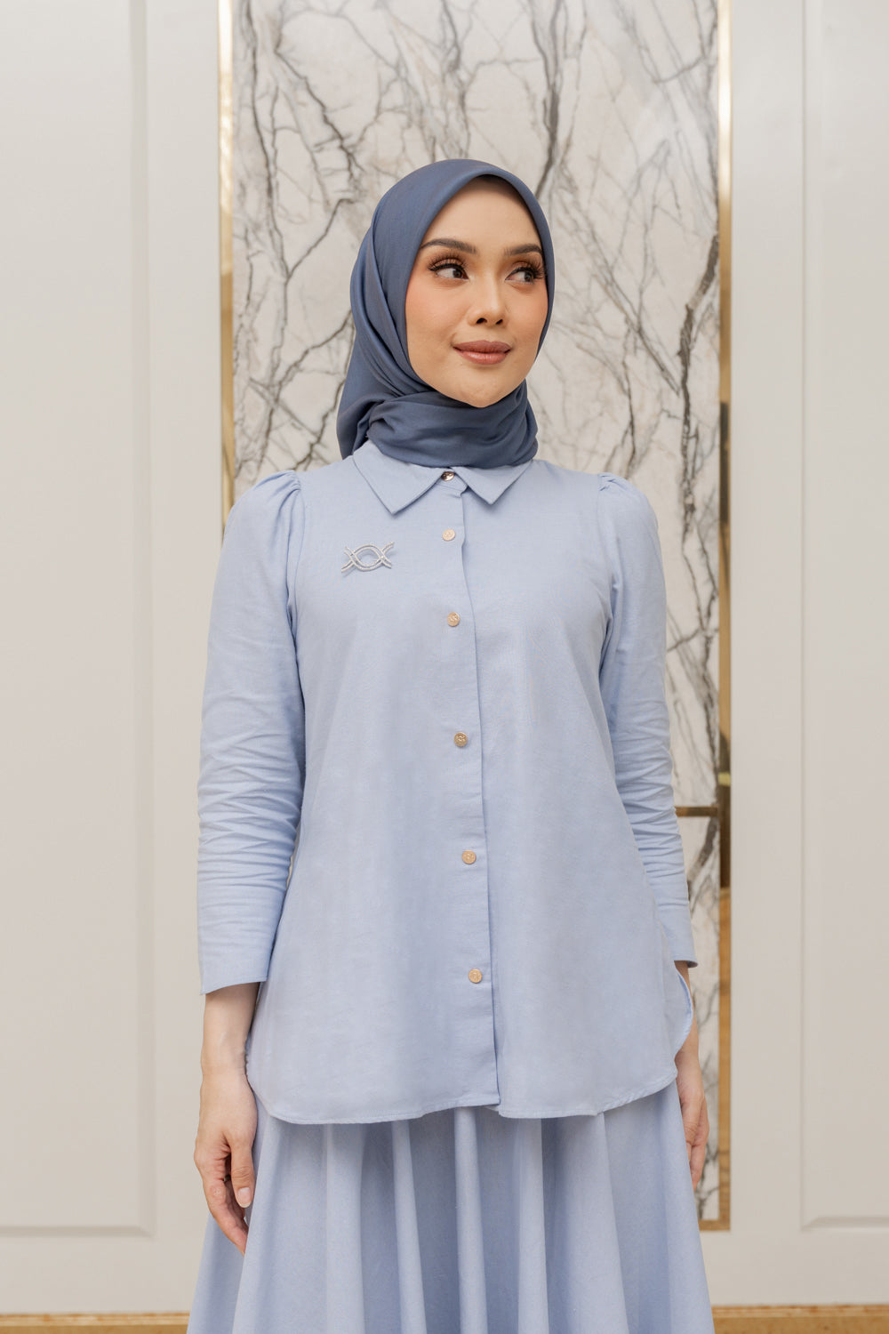 Letisha One Set Dusk Blue - Wearing Klamby