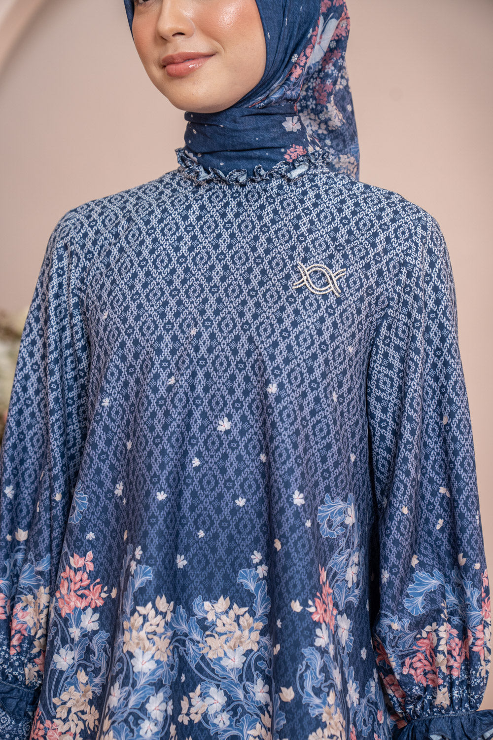 Rissa Blouse Navy Luster - Wearing Klamby