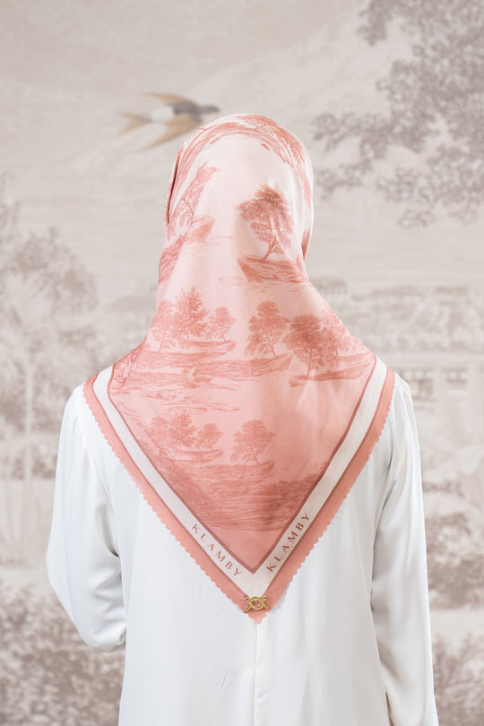 Sawarna Scarf Scallop