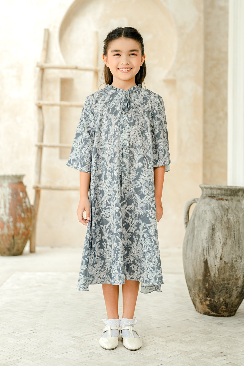 Ruby Tunic Girl Lava Gray - Wearing Klamby