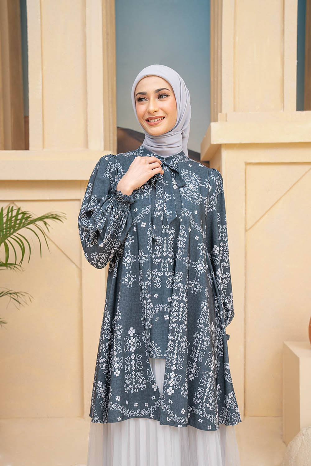 Malqaf Tunic Dark Eclipse