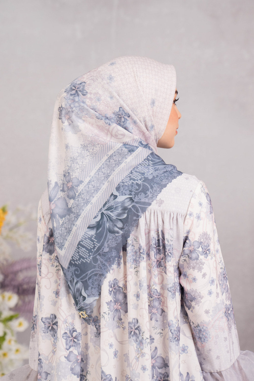 Lathika Scarf Moonshine