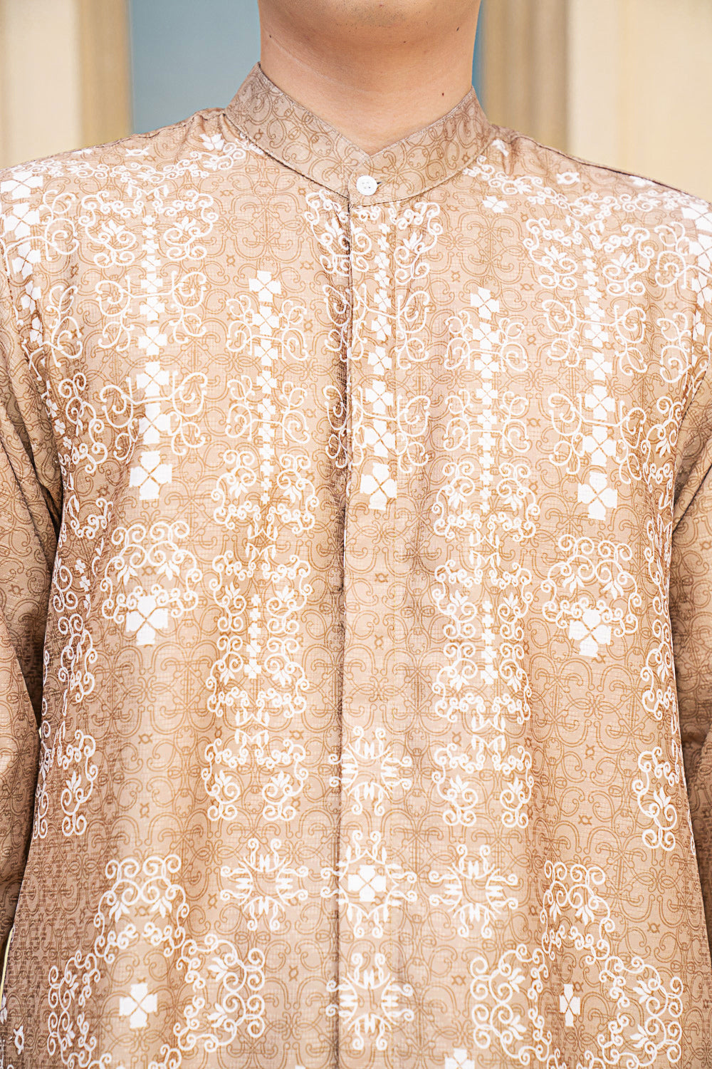 Malqaf Long Shirt Men Golden Delight - Wearing Klamby