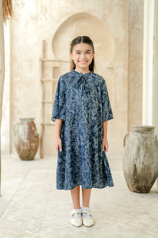 Ruby Tunic Girl (Minor) Shallow Blue - Wearing Klamby