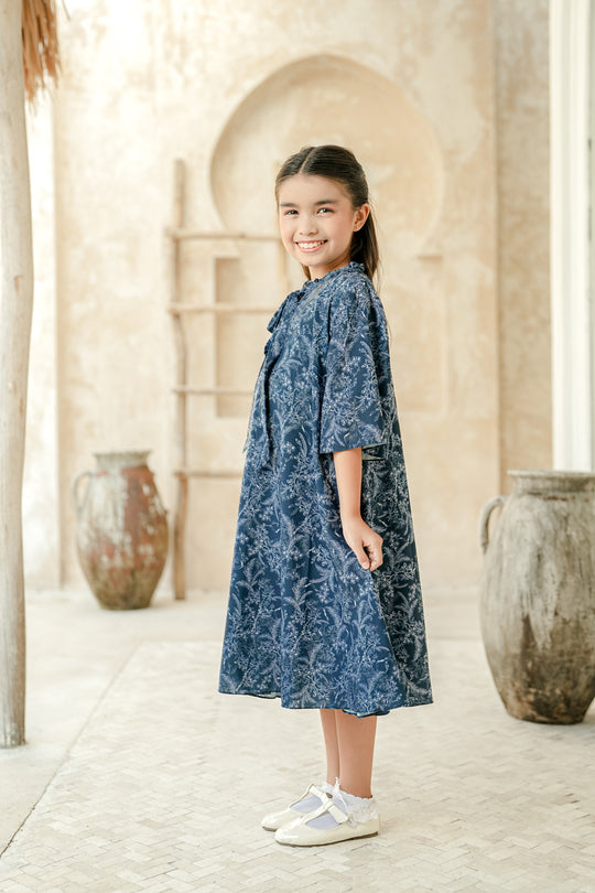 Ruby Tunic Girl (Minor) Shallow Blue - Wearing Klamby