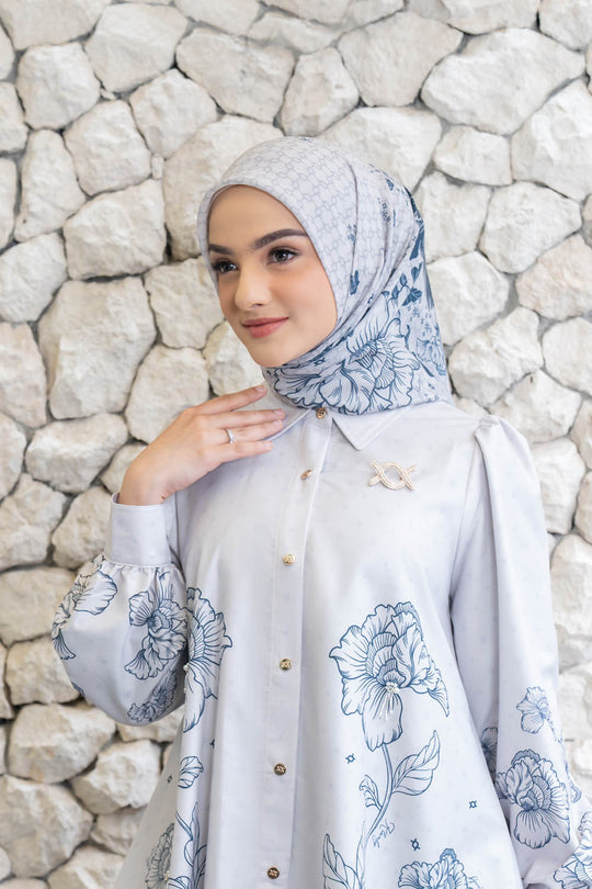 Leysha Shirt & Scarf Syar'i Set Cloudy White - Wearing Klamby