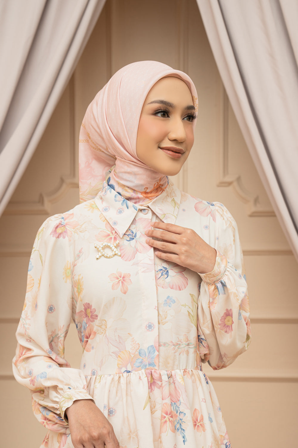 Namora Dress Chantilly