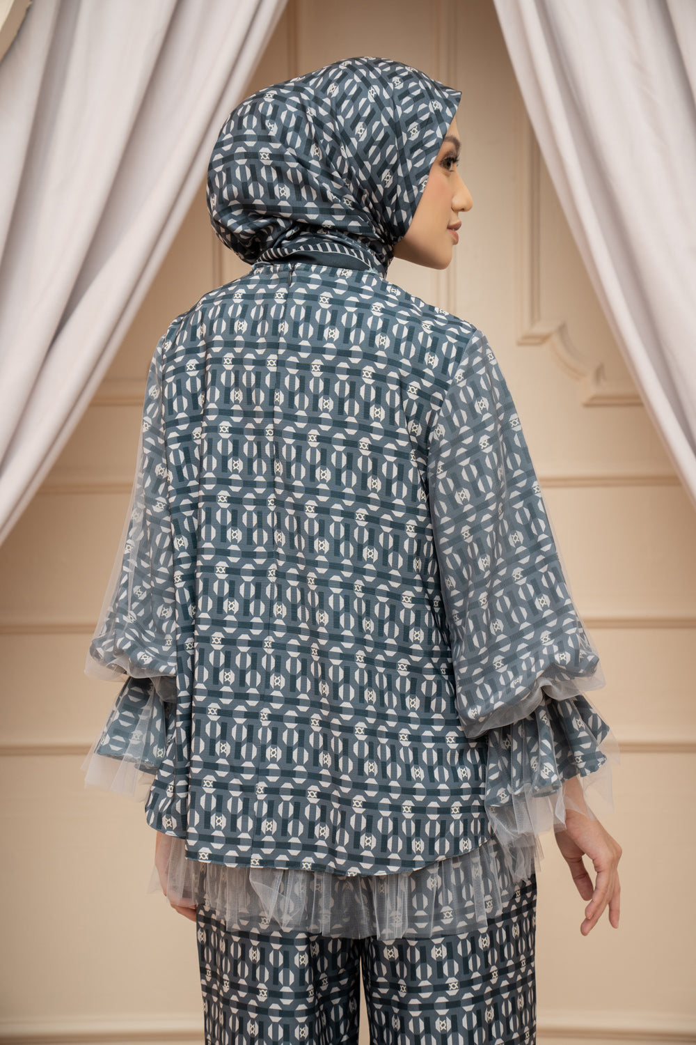 Sentani Blouse (Minor) Maro