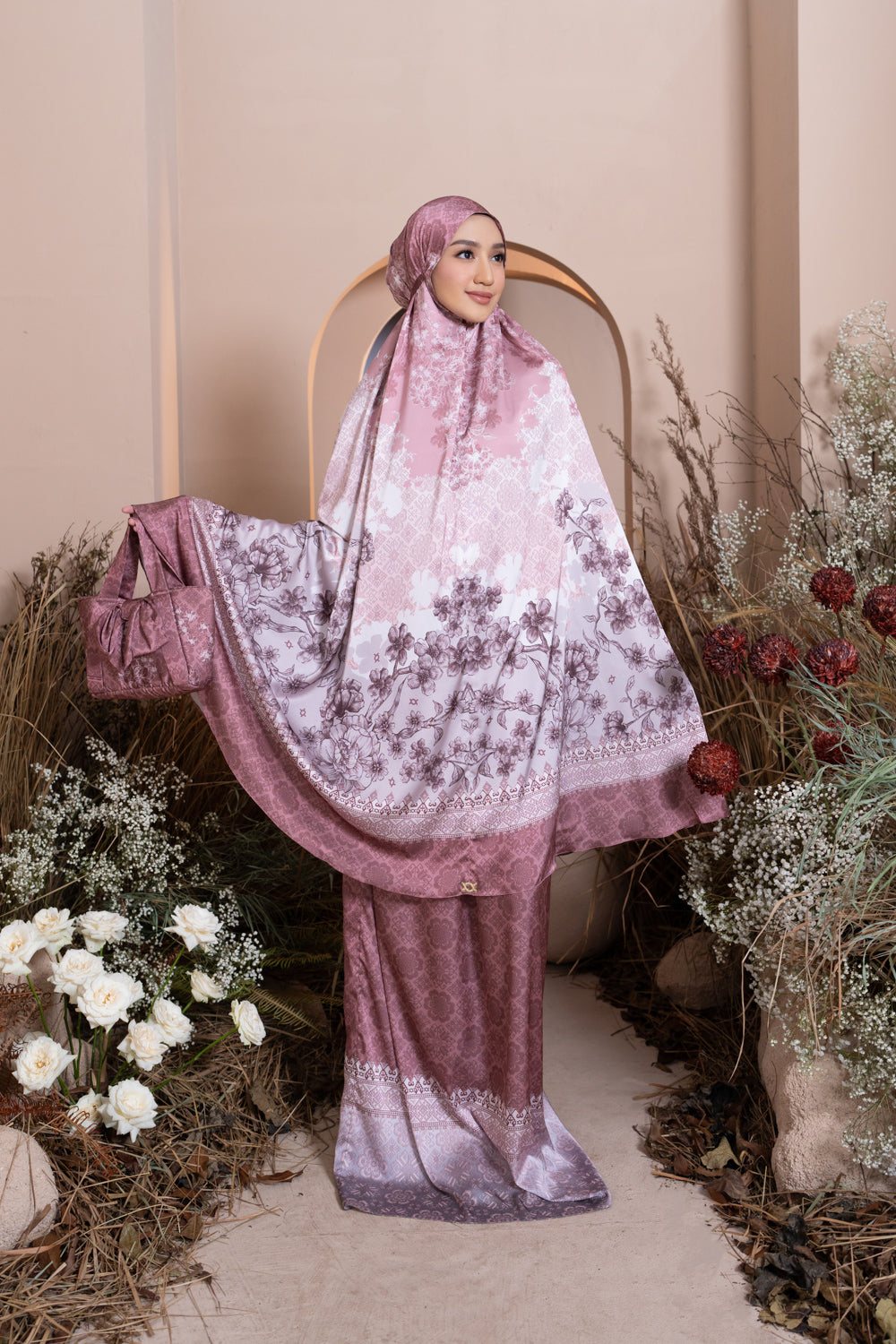 Pre Order - Medinela Prayer Set Pink Scallop