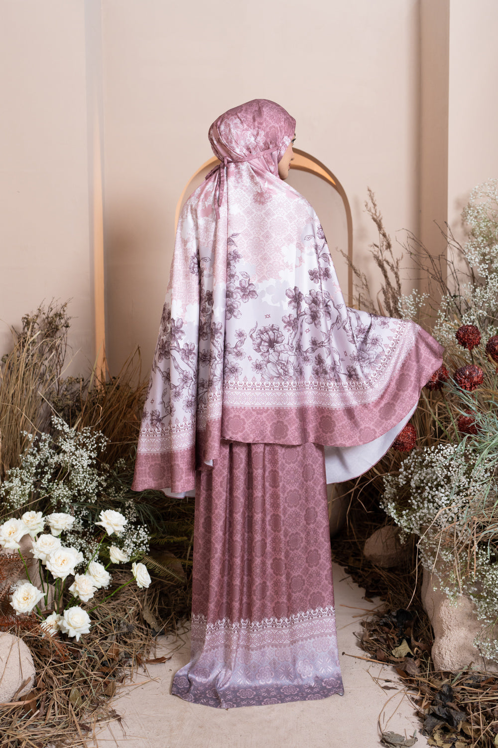 Pre Order - Medinela Prayer Set Pink Scallop