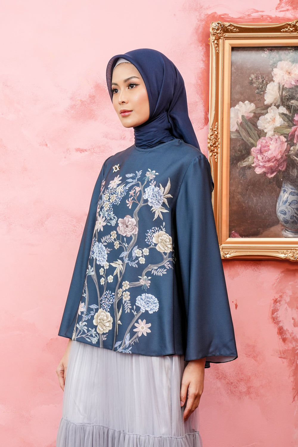 Fleur Blouse (Minor) Bean Blue - Wearing Klamby