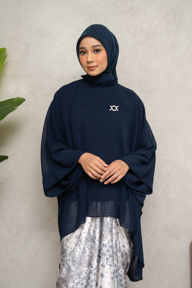 Hanna Tunic Set (Minor) Midnight Blue - Wearing Klamby