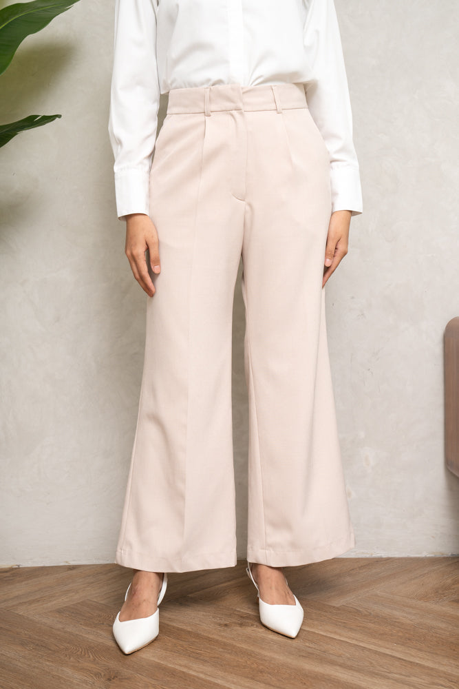 Ara Pants Vanila - Wearing Klamby