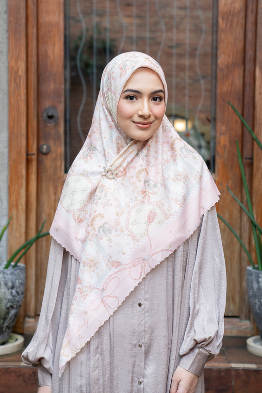 Jennia Scarf Syar'i Nectarine Mist - Wearing Klamby