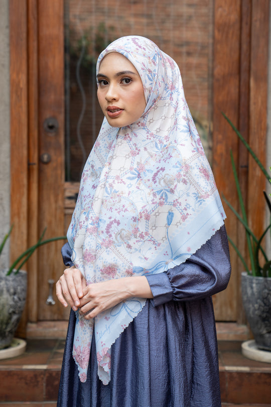 Jennia Scarf Syar'i Chrystal Breeze - Wearing Klamby