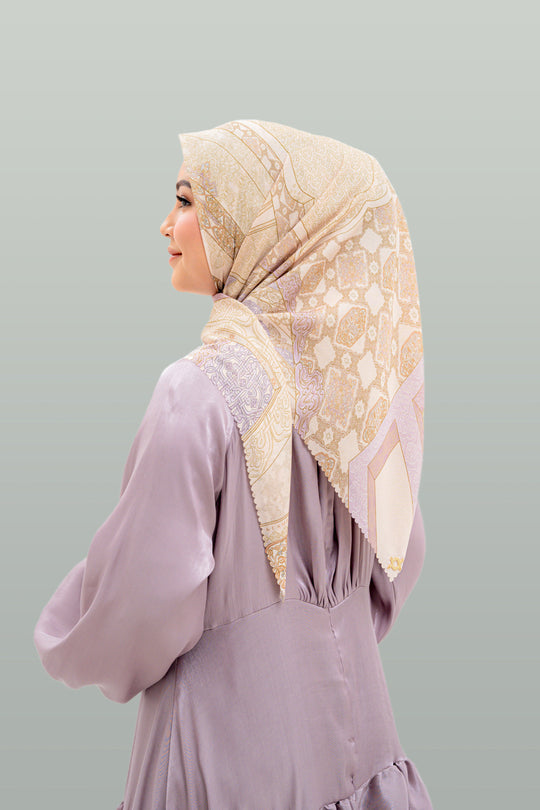 Mantingan Scarf Plumeria