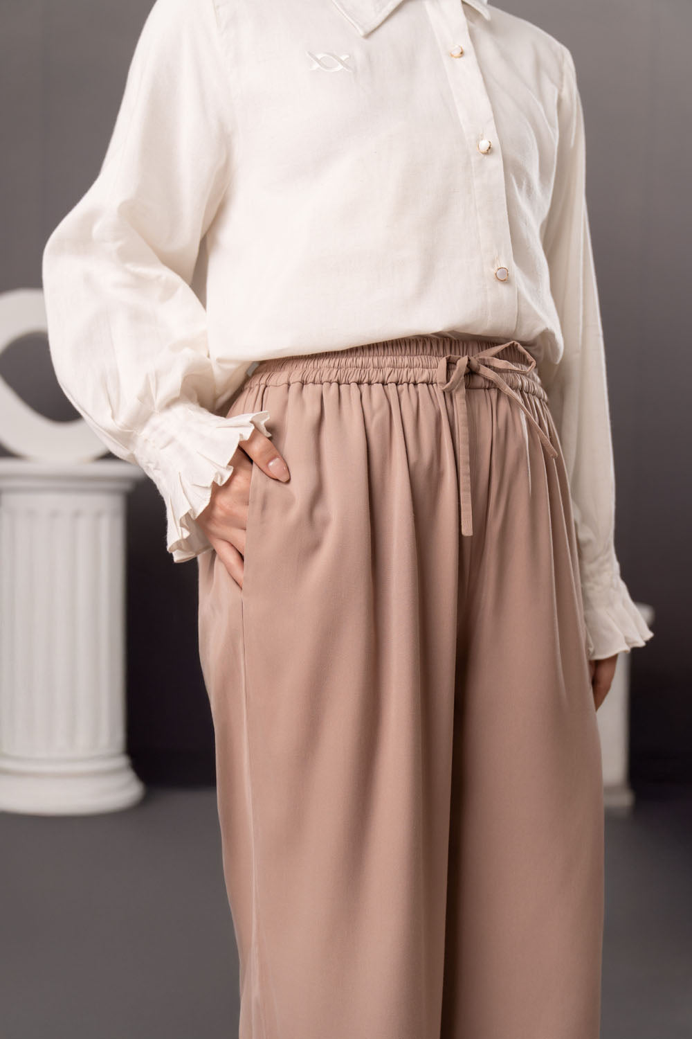 Eira Pants Biscotti