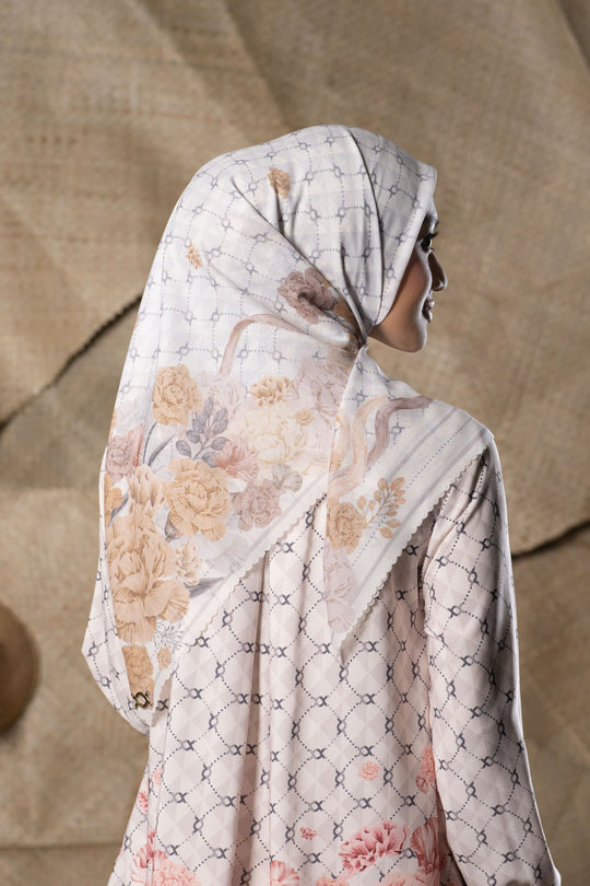 Rosette Scarf Frostbloom