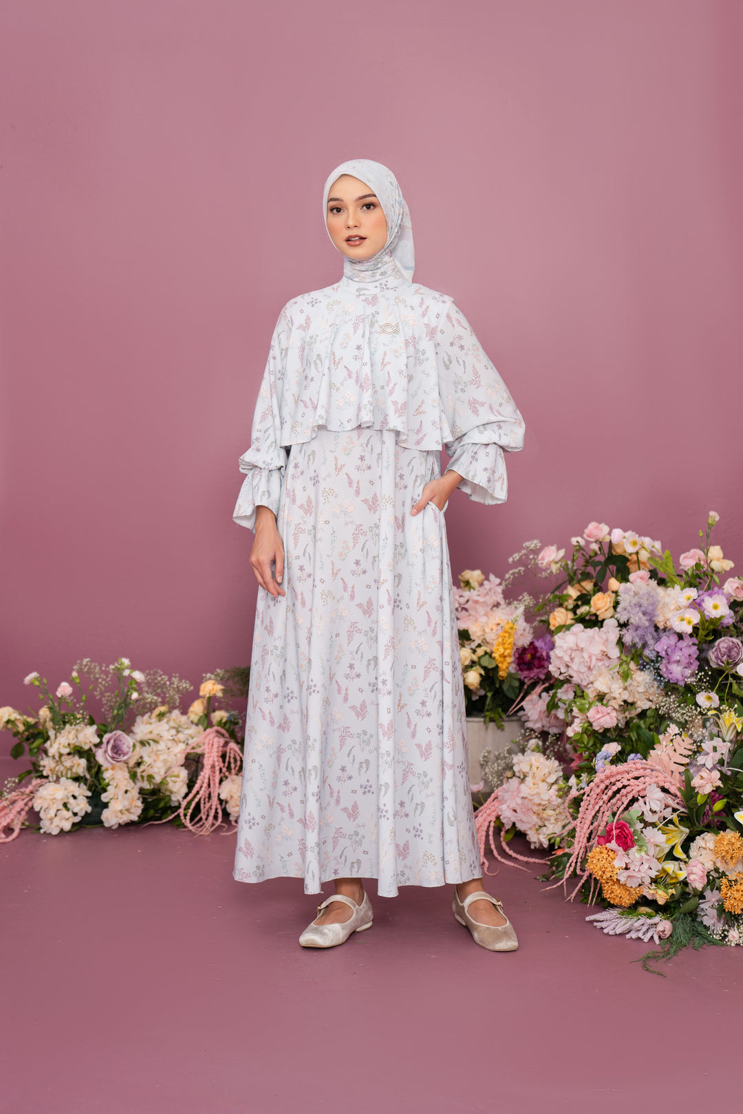 Gardenia Dress Ashy Blue - Wearing Klamby