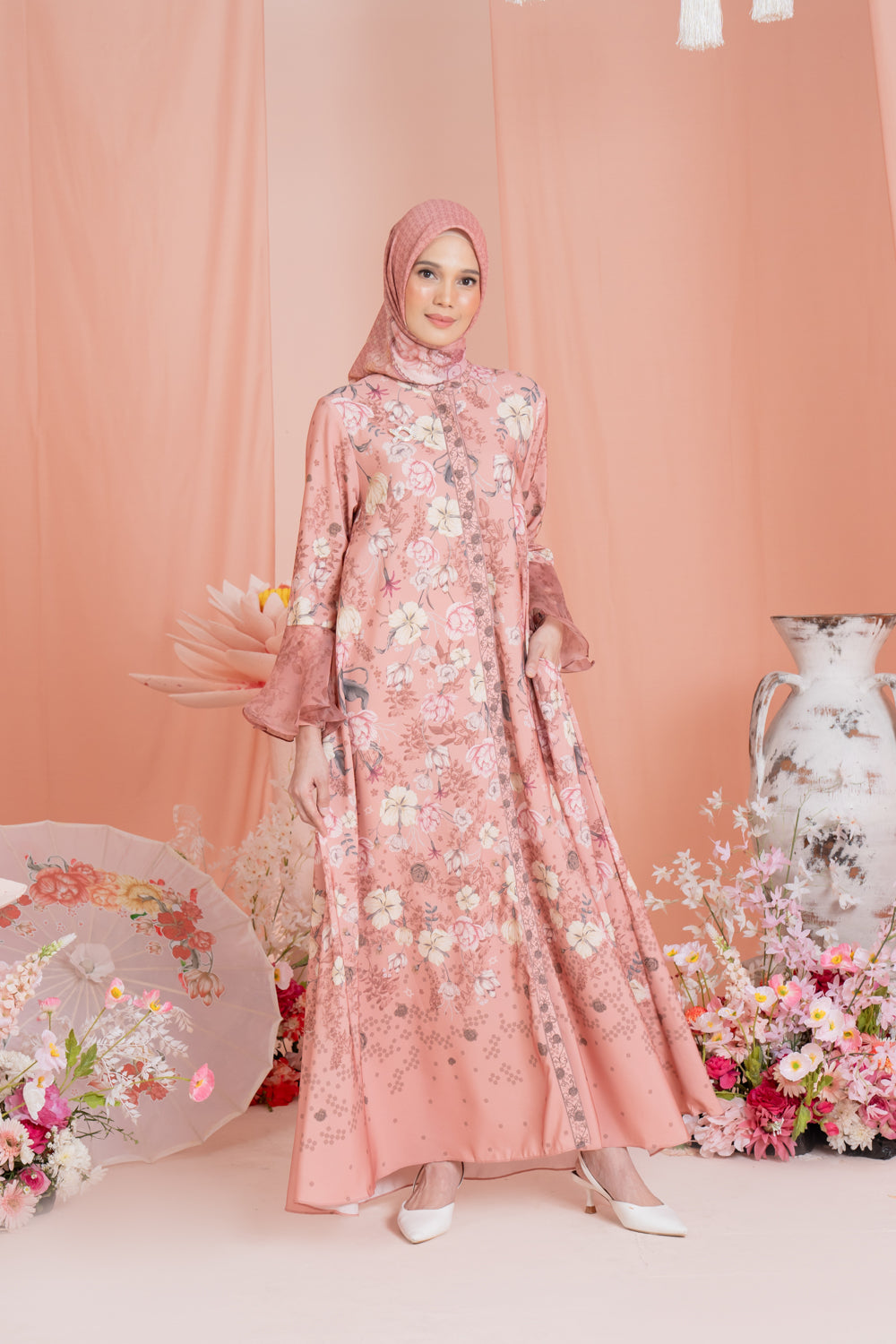 Dayana Dress Pecan Peach - Wearing Klamby