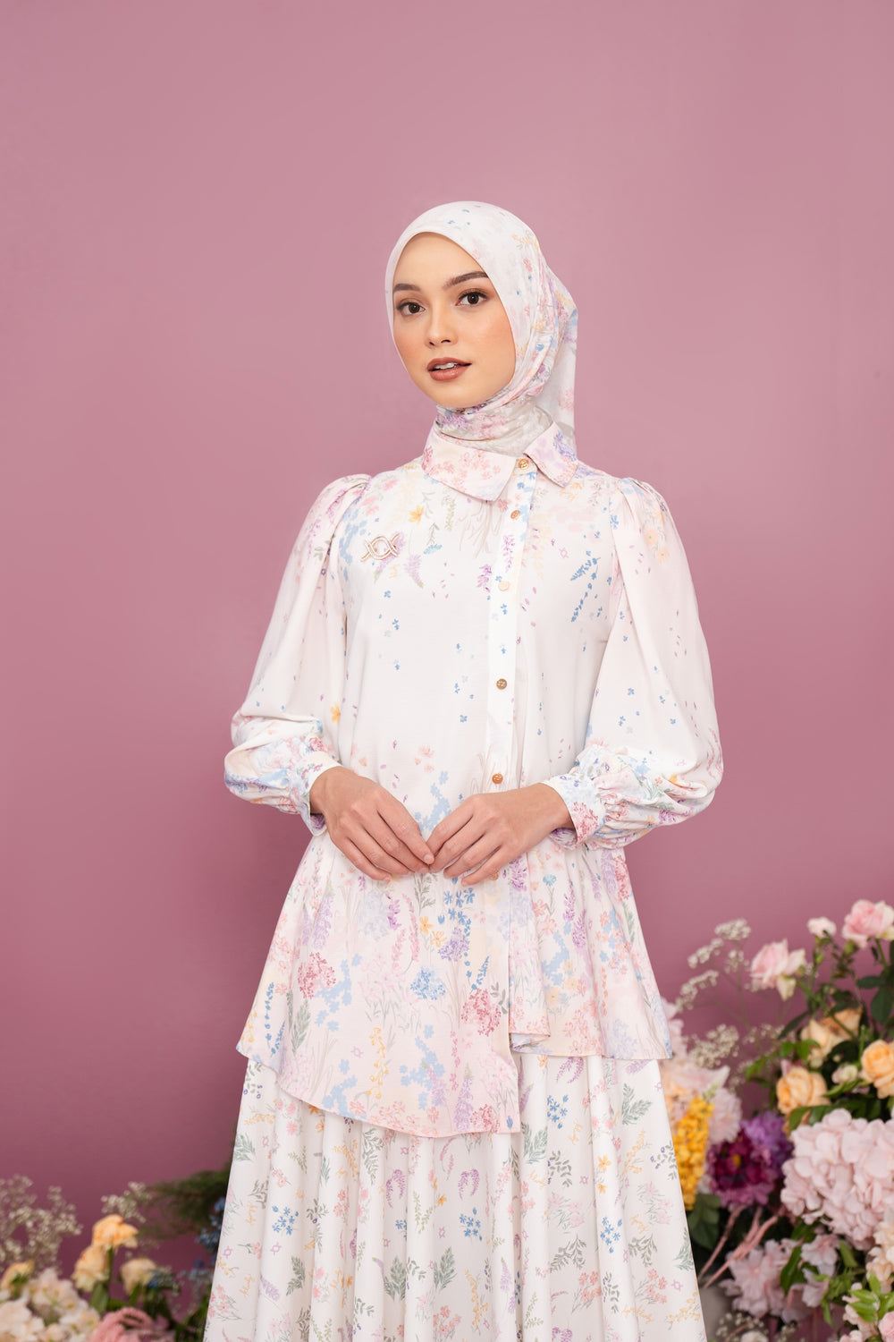 Gardenia Shirt & Skirt Set Garden Glow - Wearing Klamby