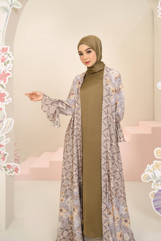 Ariana Dress Set Golden Fog - Wearing Klamby