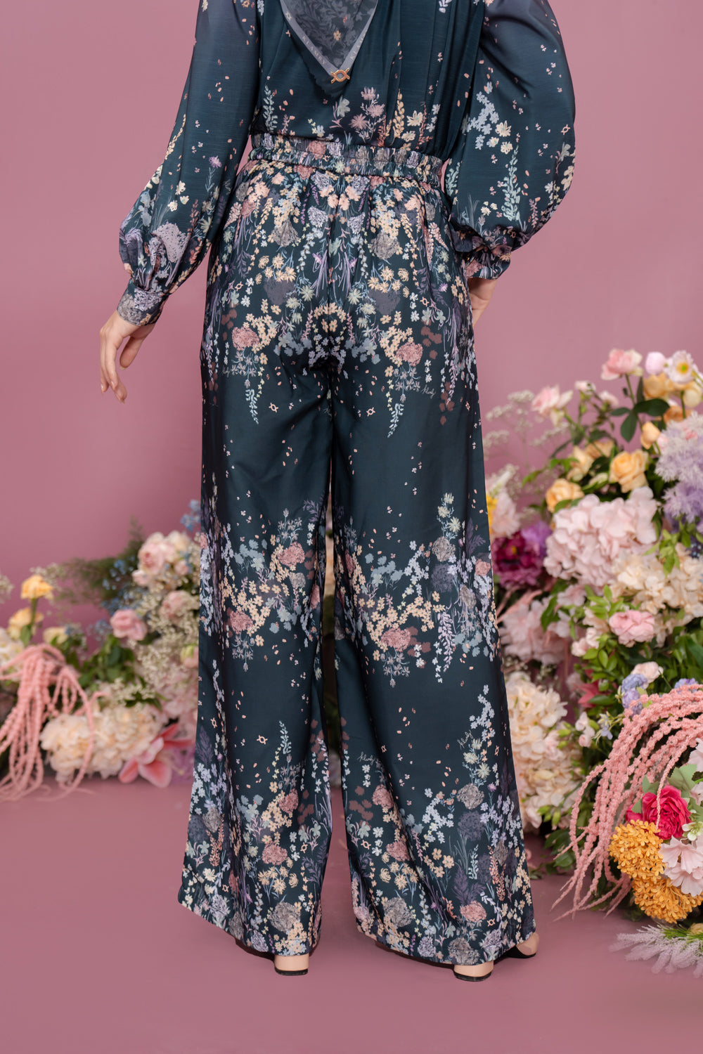 Gardenia Outer & Pants Set Dark Berry - Wearing Klamby