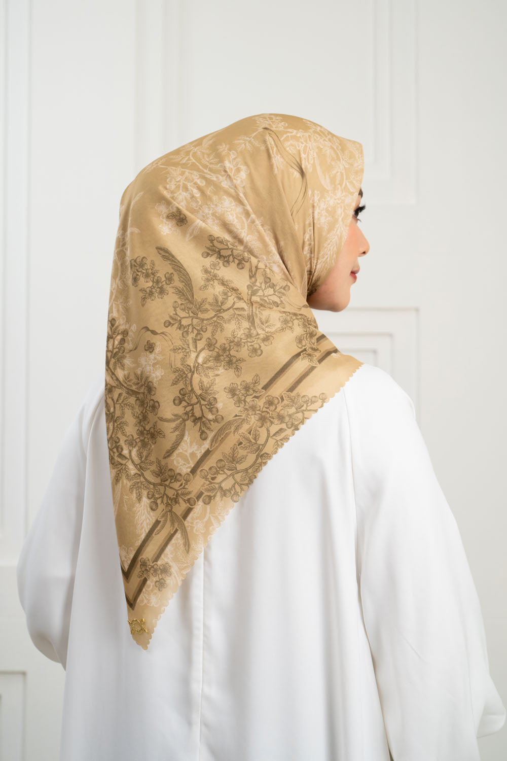 Ruby Scarf Gold Coast