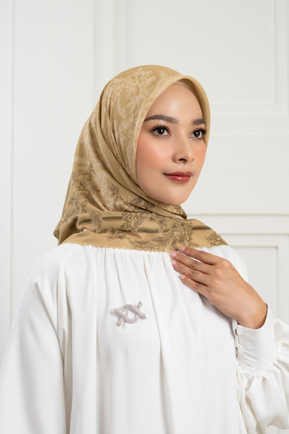 Ruby Scarf Gold Coast