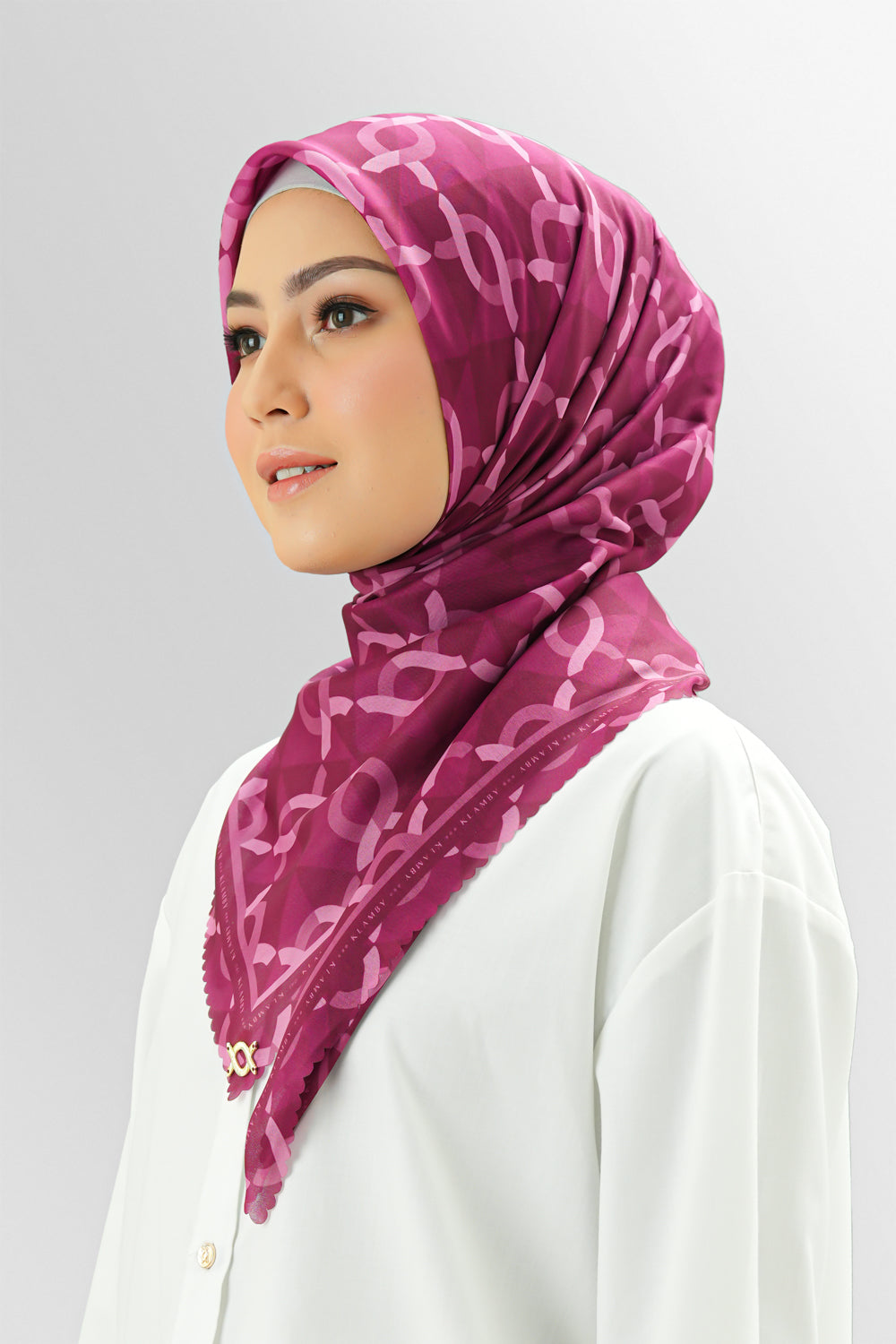 Grande Monogram Scarf 41 Fuschia